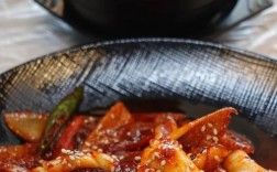 鱿鱼烧五花肉怎么做？步骤和技巧有哪些？